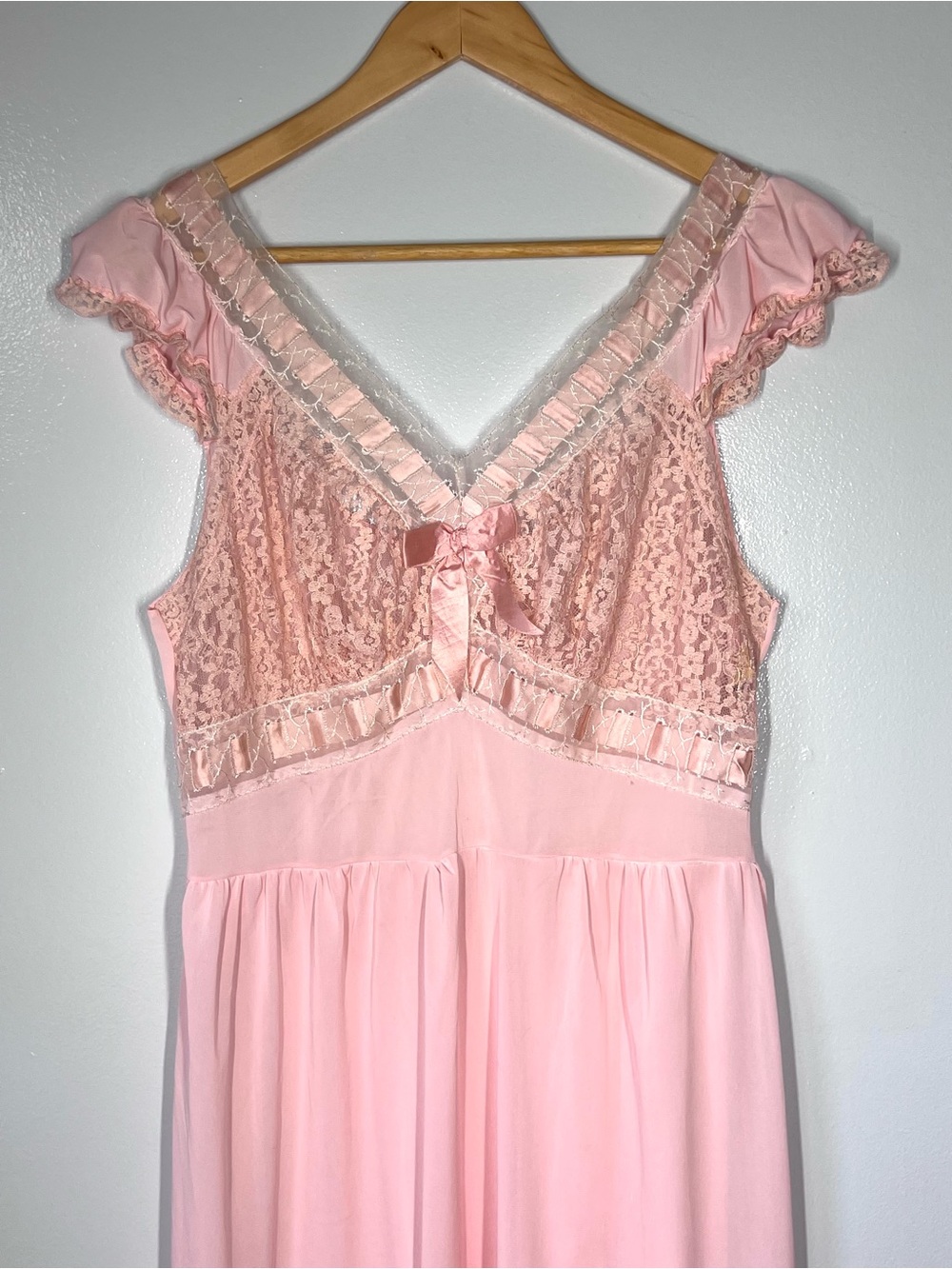 1950s Blush Pink Lace & Satin Ribbon Maxi Chemise Nightie Sheer Lace Bodice Sz M